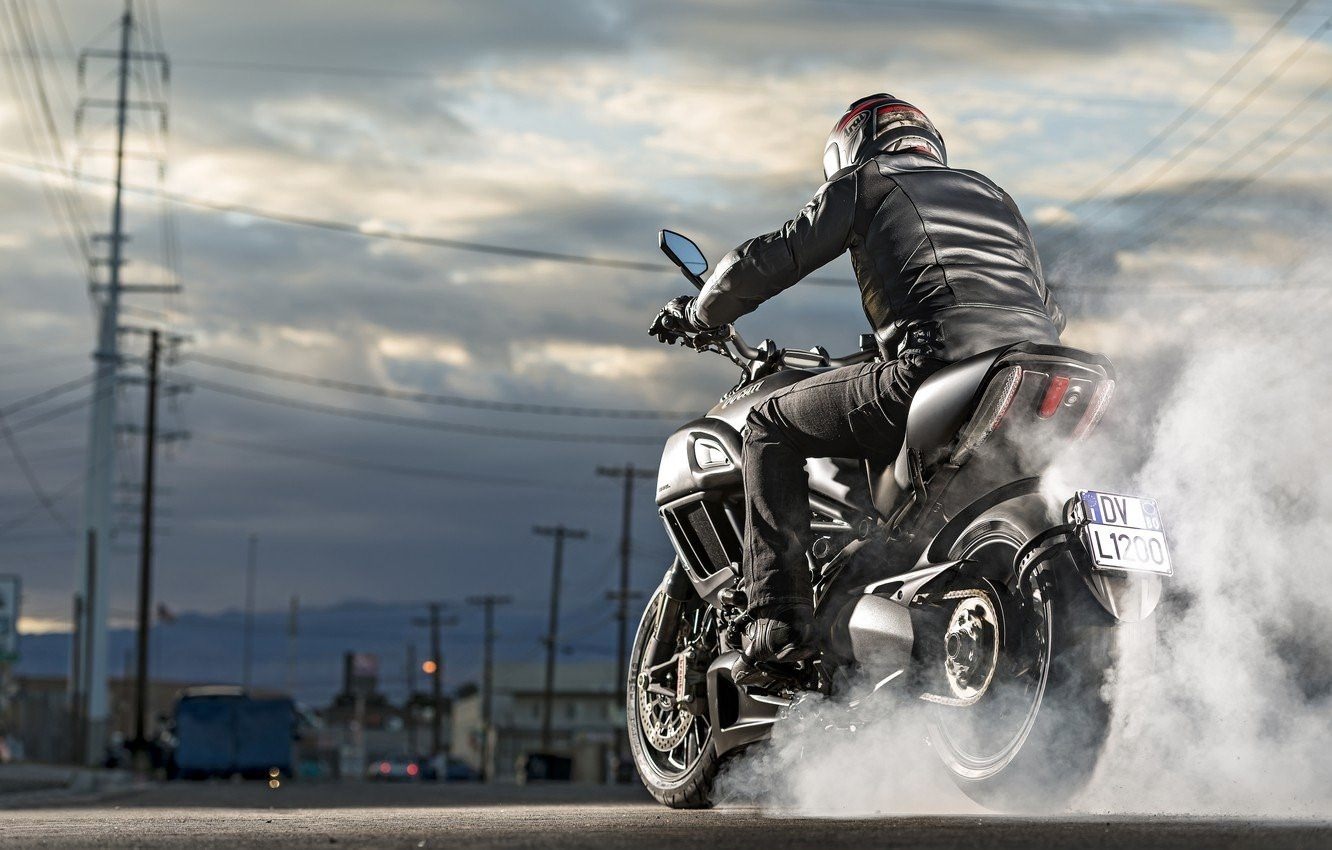 Ducati Diavel Drift