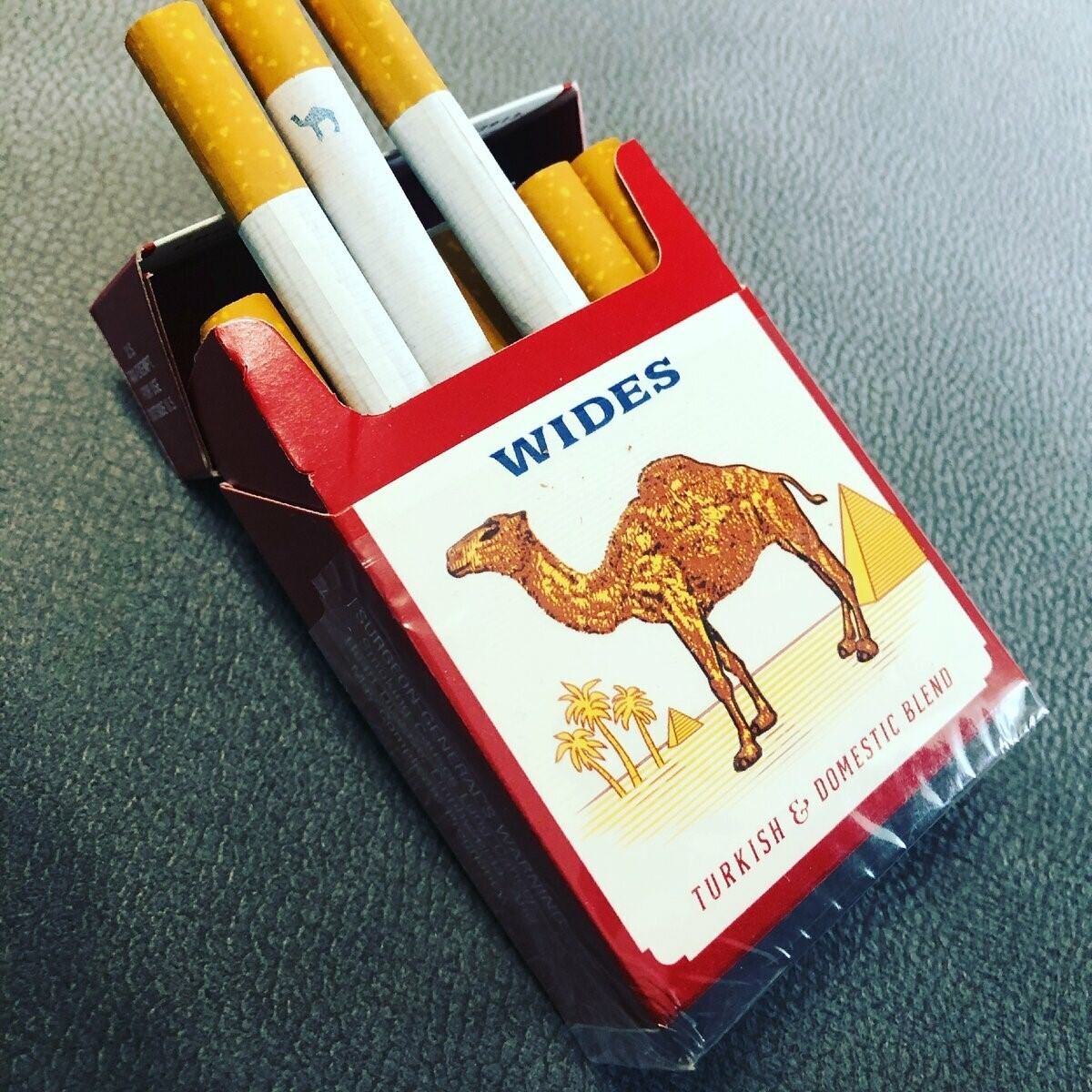 Сигареты кемал. Camel 1913 пачка сигарет. Сигареты кэмел компакт американские. Сигареты Camel Compact 2021. Пачка Camel Compact.
