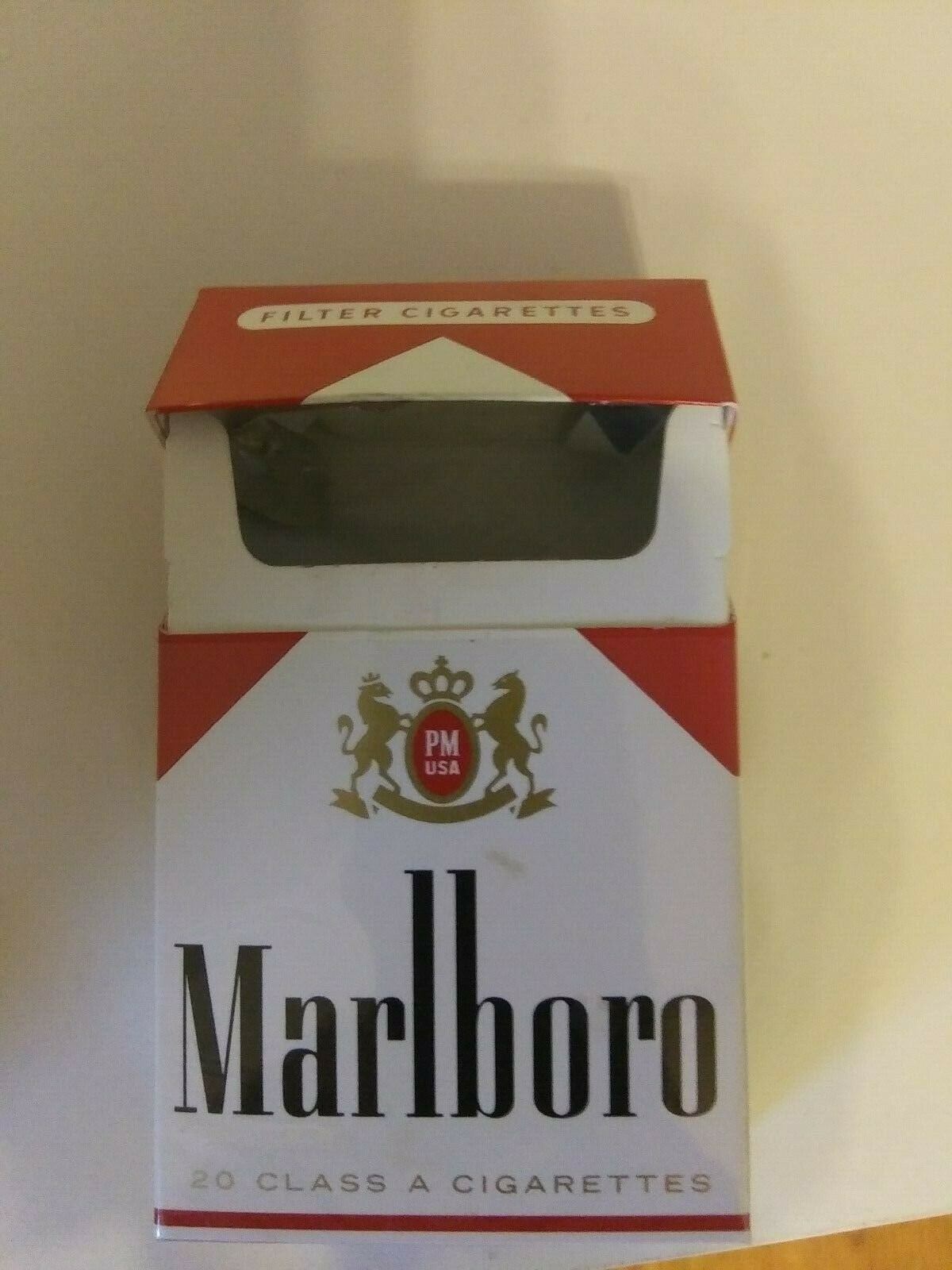 Сигарет Мальборо красный 2020